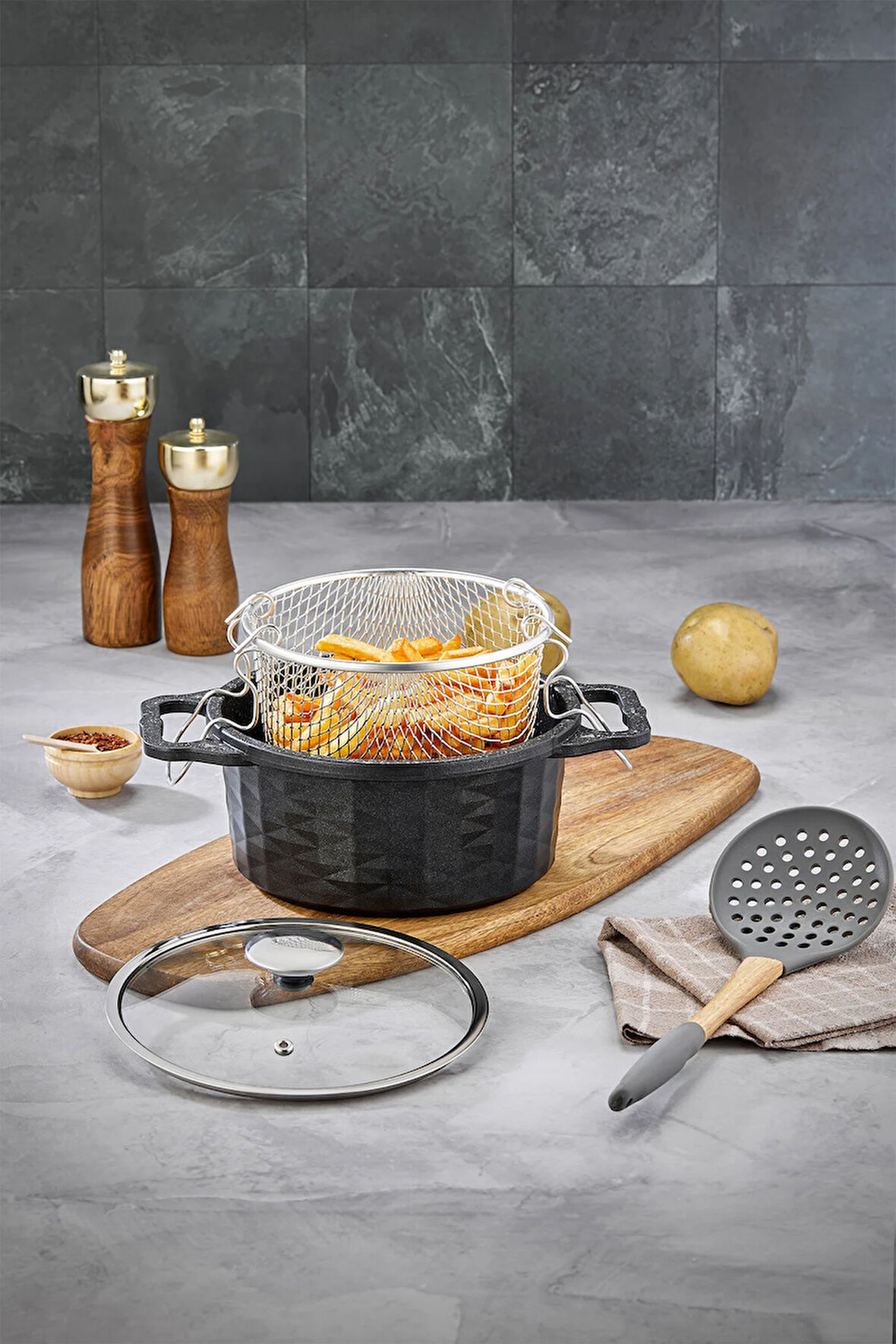 Kristal Döküm Granit Kızartma Tenceresi 20 cm Siyah Patates Kızartma Fritöz Telli