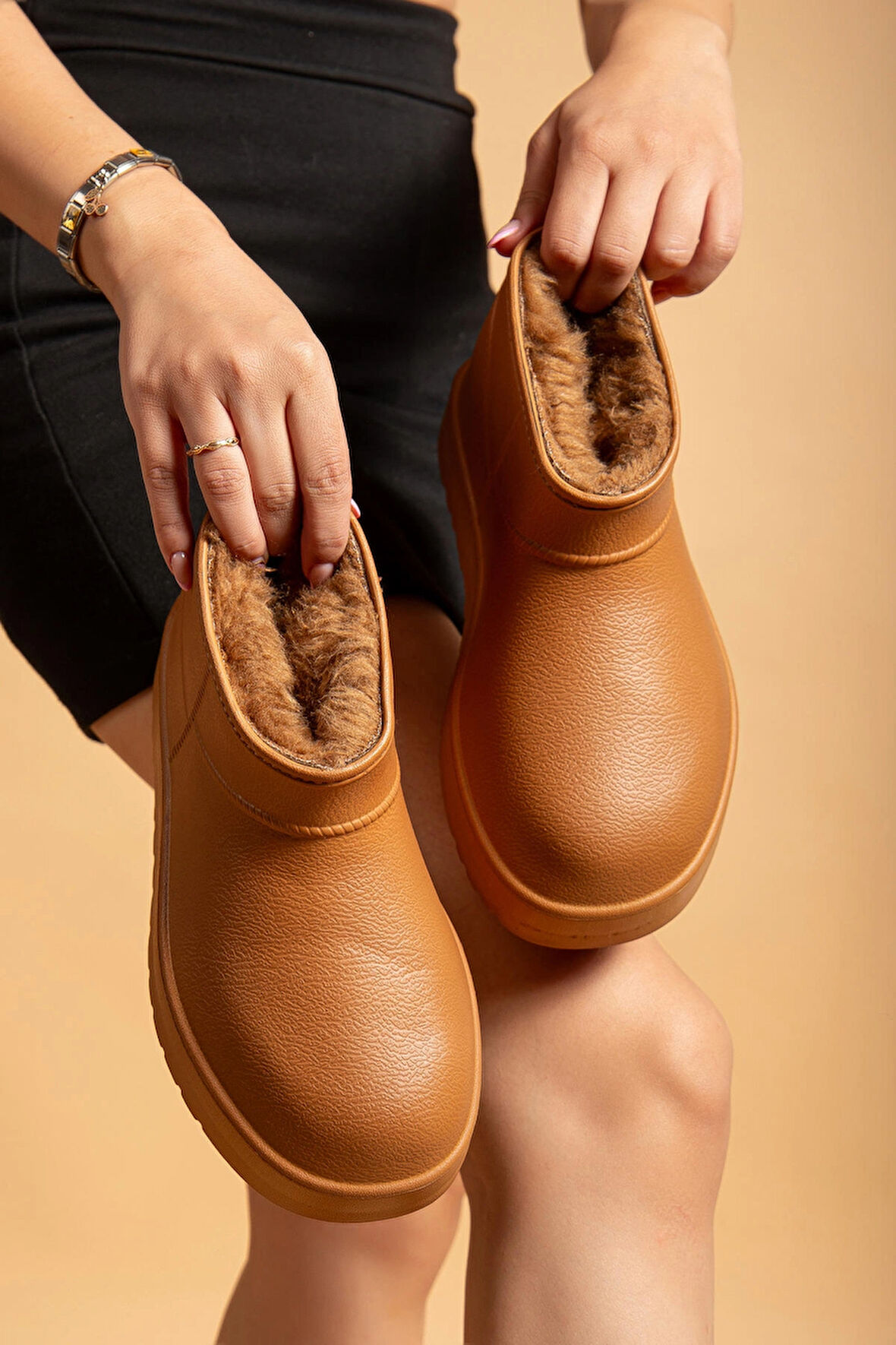 Kadın Su Geçirmez Kürklü Soğuk Havaya Dayanıklı Kaymaz Eva Taban Yağmur Ve Kışlık Bot