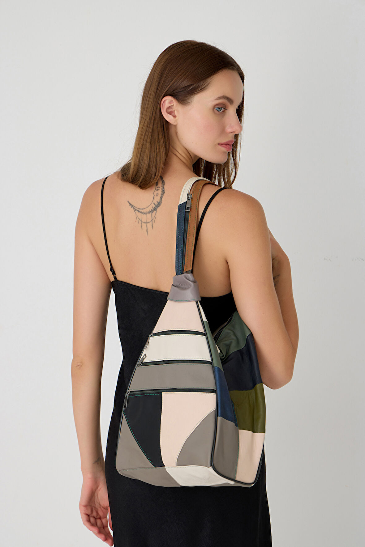 ÖZEL TASARIM HAKİKİ DERİ SIRT VE KOL ÇANTASI FONKSİYONEL ÇANTA