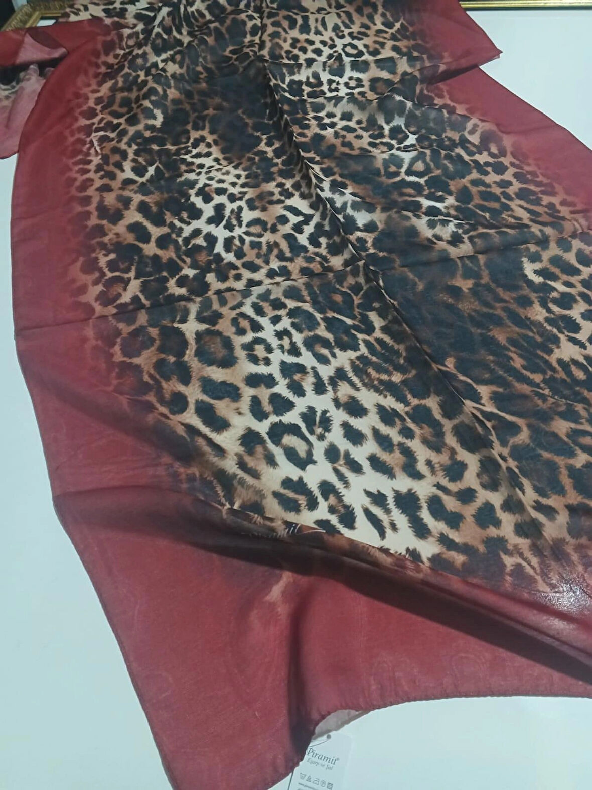 PİRAMİT SOFT ŞAL LEOPAR BORDO