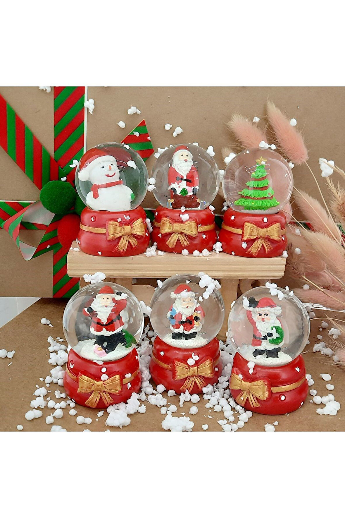 Dekoratif Yılbaşı Yeni Yıl Işıklı Noel Baba ve Noel Ağacı 6'lı Set Kar Küre Işıklı Özel Tasarım 6 CM