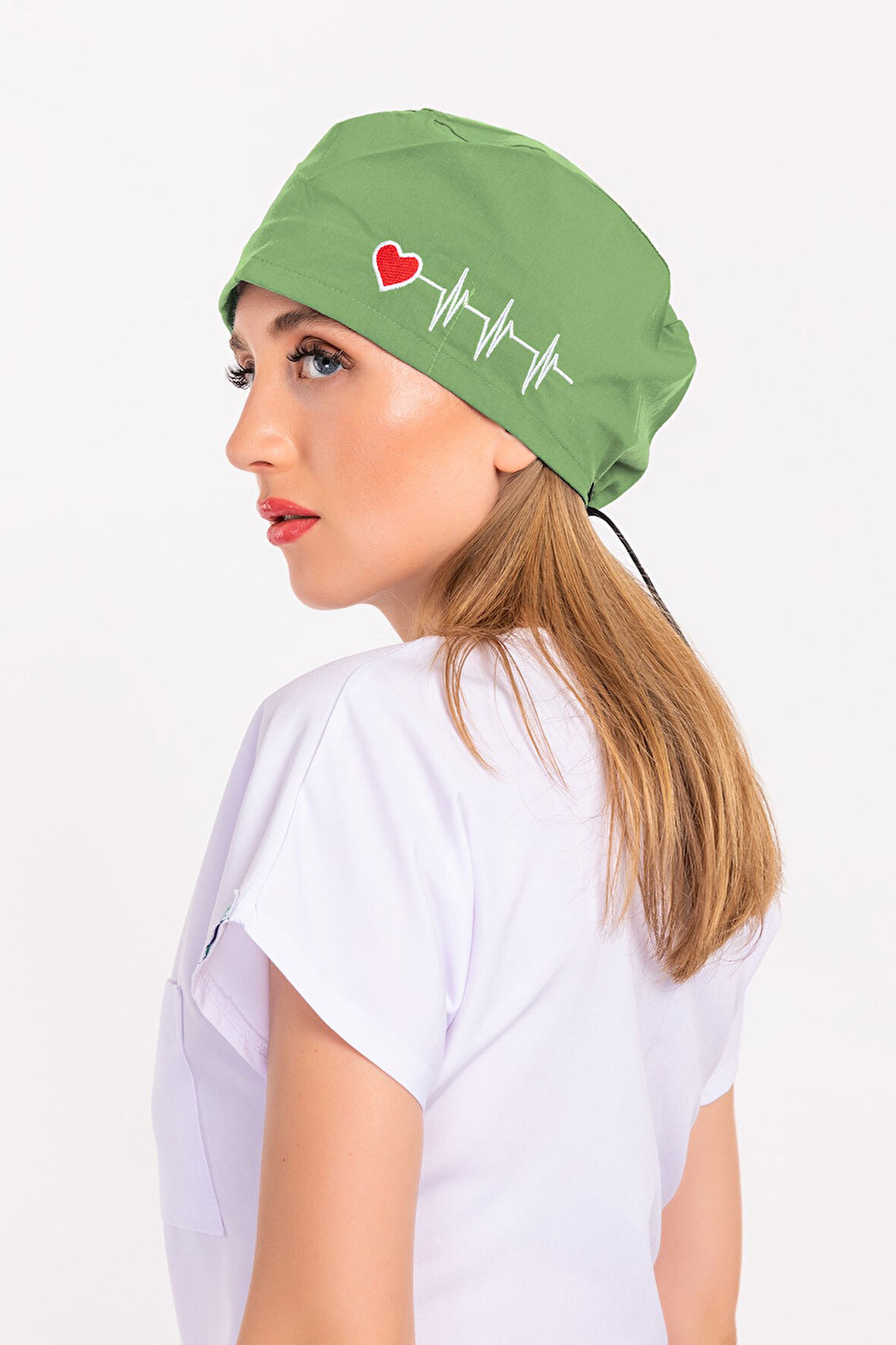 Unisex Fıstık Yeşili Kalp Ritim Nakışlı Doktor Hemşire Hastane Medikal Cerrahi Bonesi