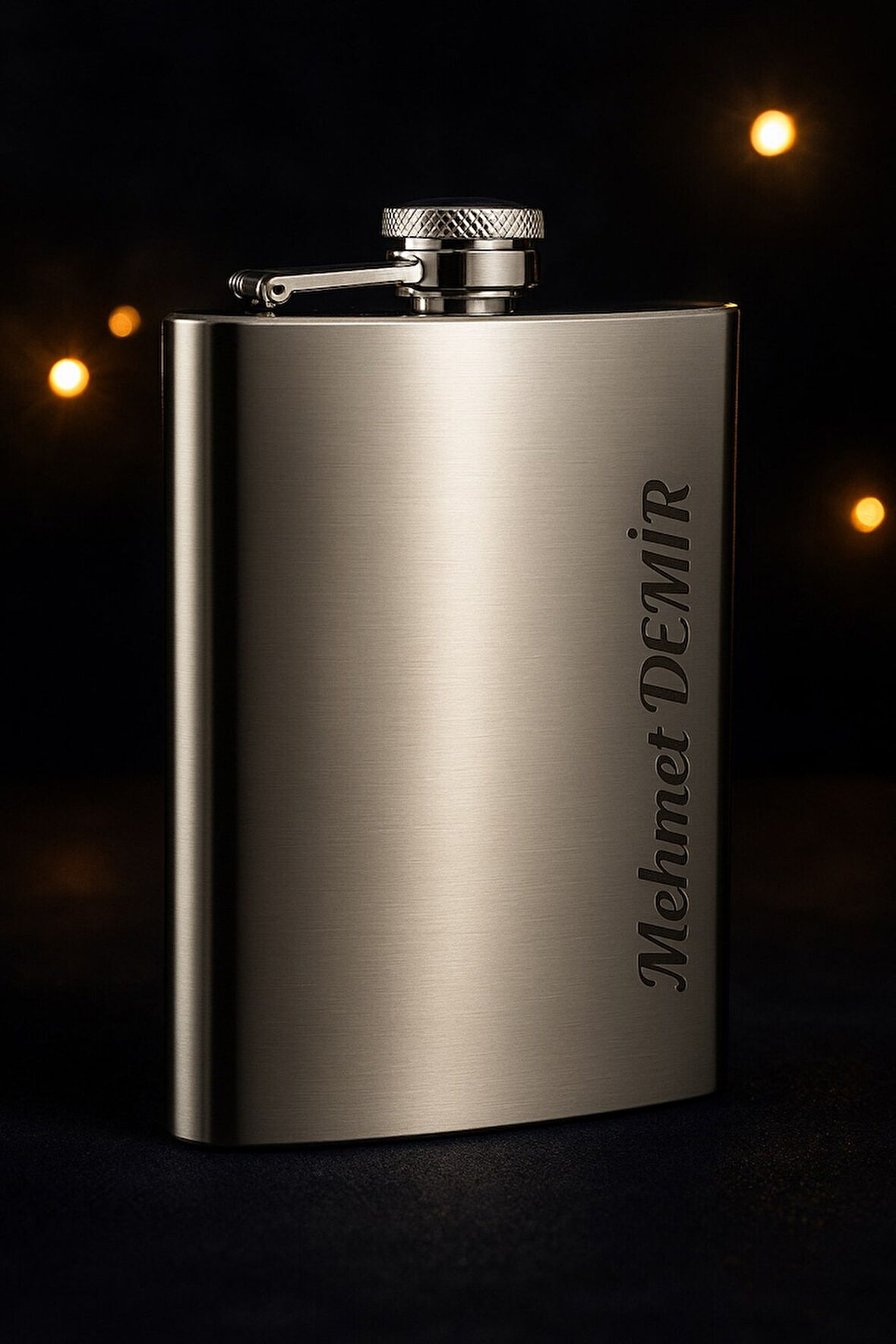 Unutulmaz Anlar İçin Anıları Taşıyın İsime Kişiye Özel Lazer İşlemeli Paslanmaz Çelik Cep Matarası