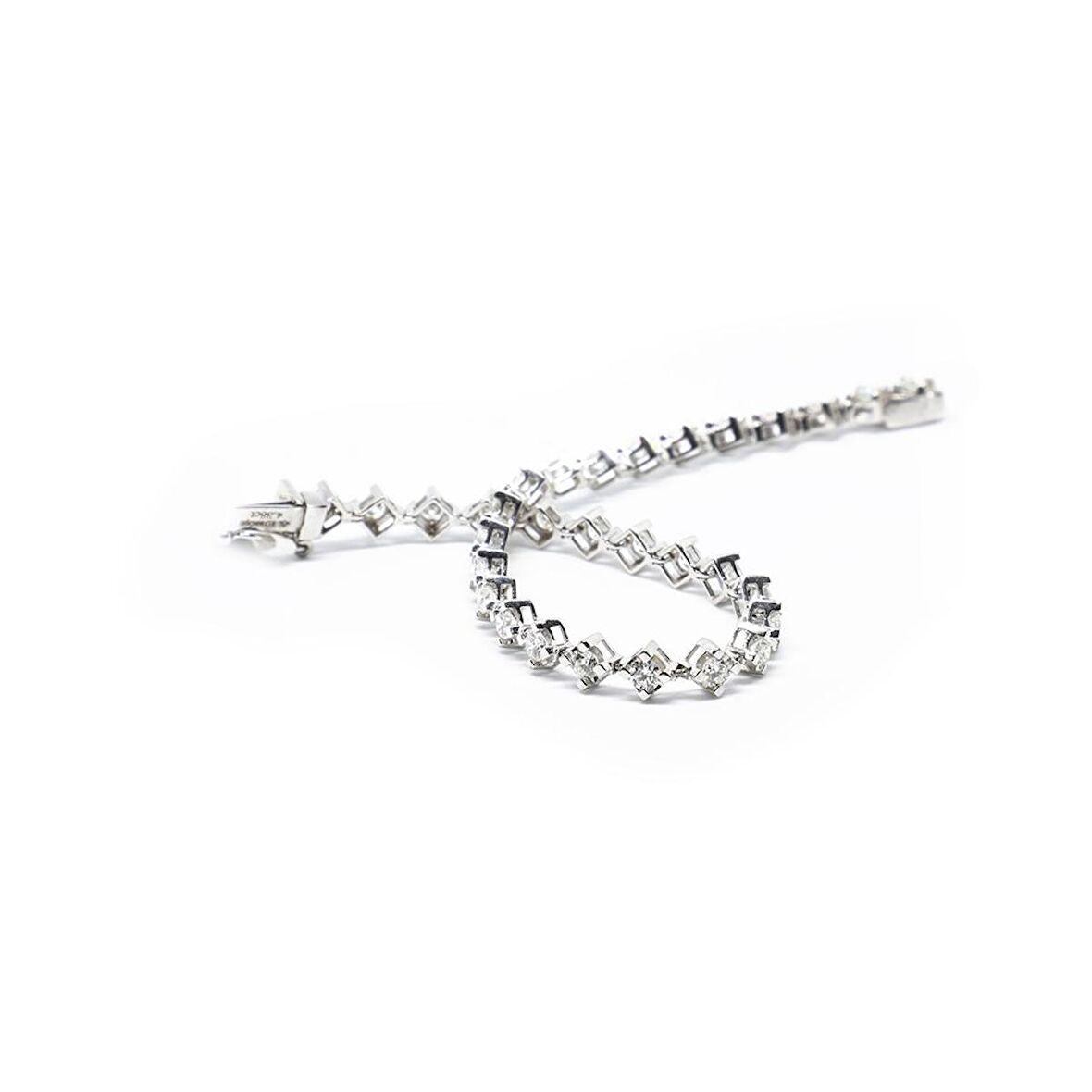 Çapraz Su Yolu Pırlanta Bileklik