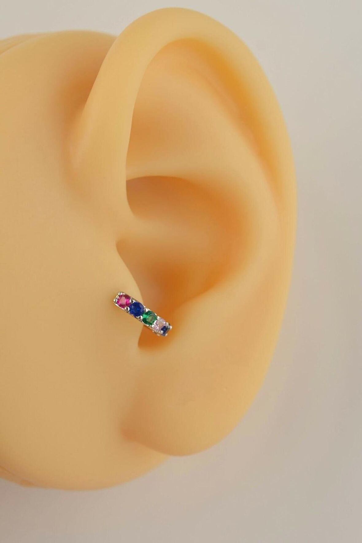 Çok Renkli Halka Tragus Piercing Helix Kıkırdak Küpesi Gümüş Renkli