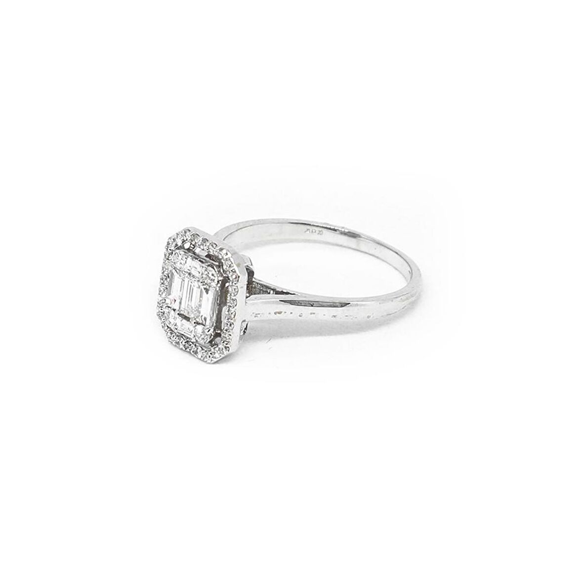 0.32 Crt Pırlanta Baget Yüzük