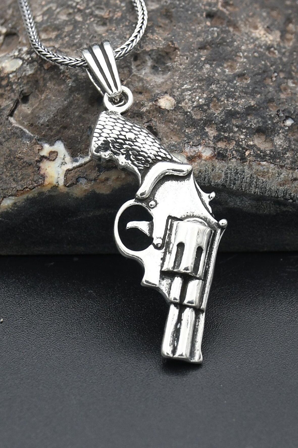 Tabanca Modelı 925 Ayar Erkek Gümüş Kolye Zincir