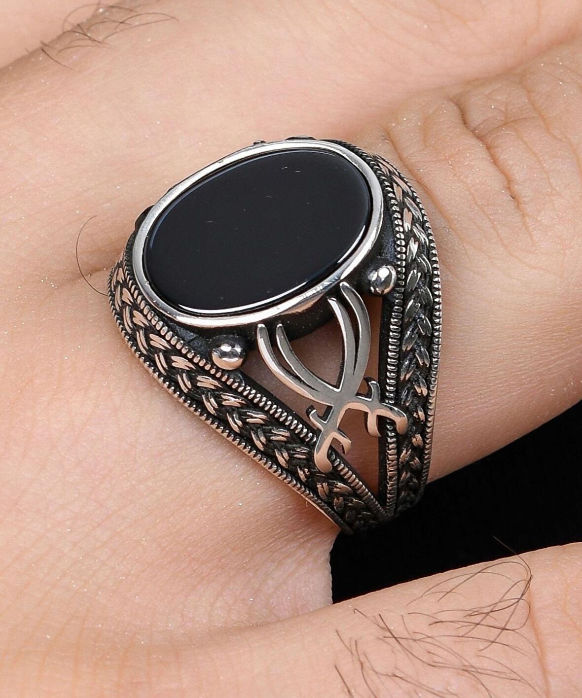 Zülfikar Kılıç Figürlü Oniks Taşlı 925 Ayar Gümüş Erkek Yüzüğü