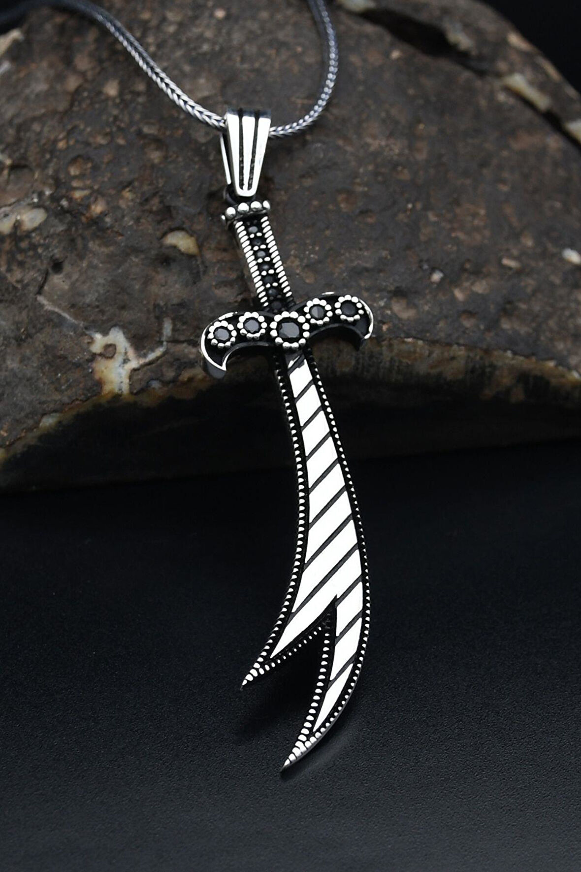 Kolye Zincir Hz. Ali Zülfikar Kılıcı Zirkon Taş Süslemeli 925 Ayar Gümüş 