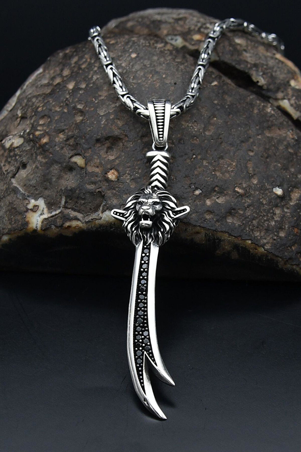 Aslan Ve Hz. Ali Zülfikar Kılıcı Figürlü Kral Zincirli 925 Ayar Gümüş Kolye 901089