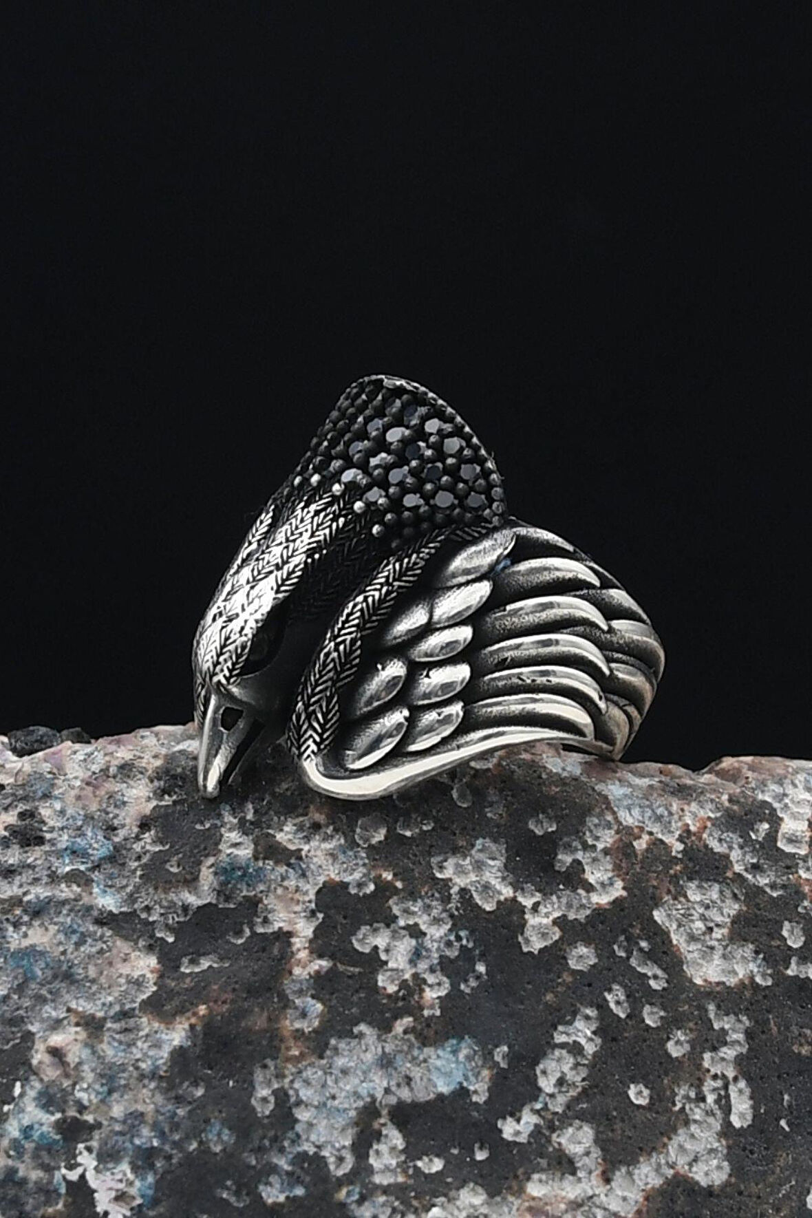 925 Ayar Gümüş Erkek Yüzüğü Mikro Taş Süslemeli Kartal Figürlü 901246