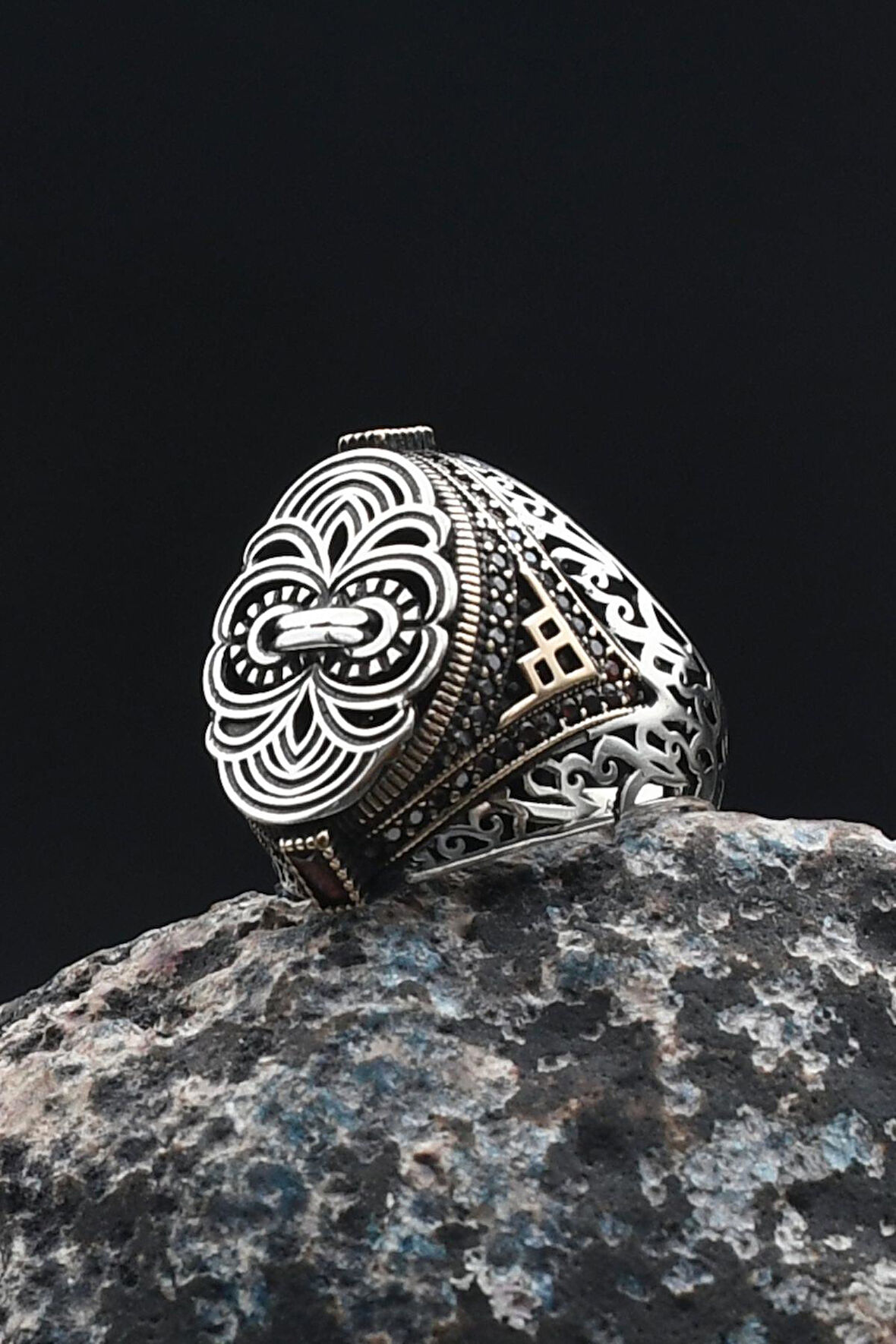 Örgü Tasarım Erkek Yüzüğü 925 Ayar Gümüş Zirkon Taş Süslemeli 901372