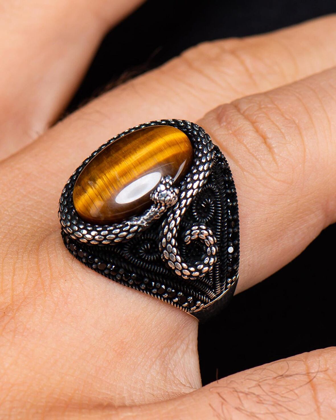 925 Ayar Gümüş Erkek Yüzüğü Kaplangözü Taşlı Yılan Figürlü