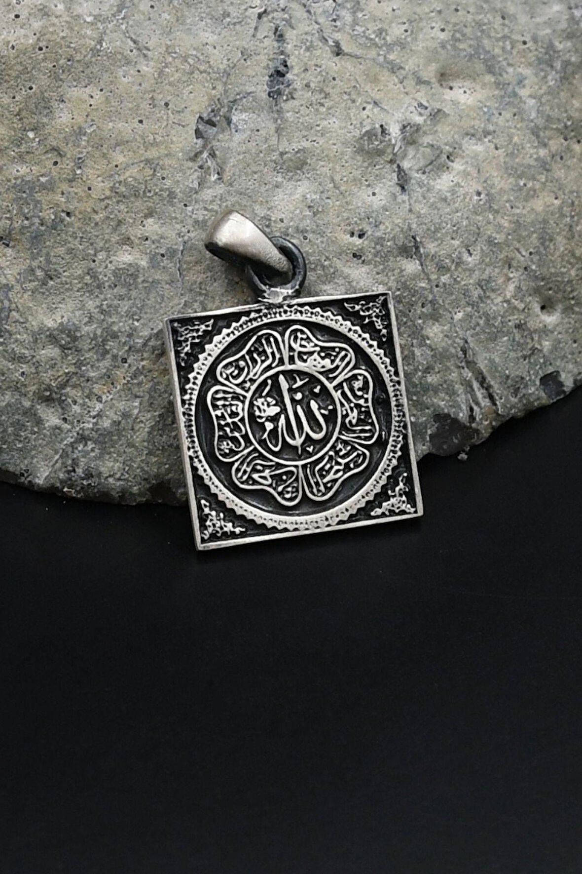 Kolye Ucu ''allah'' Yazılı 925 Ayar Gümüş 901601