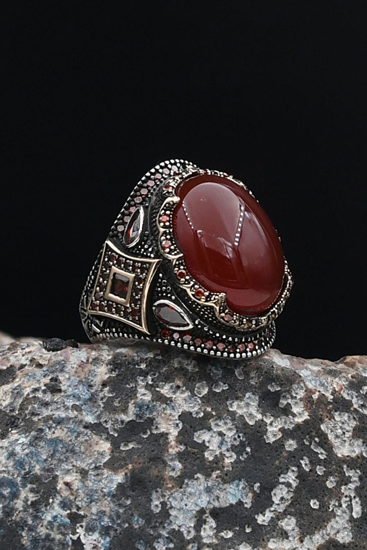 Akik Taşlı Zirkon Taş Süslemeli 925 Ayar Gümüş Erkek Yüzüğü 901678