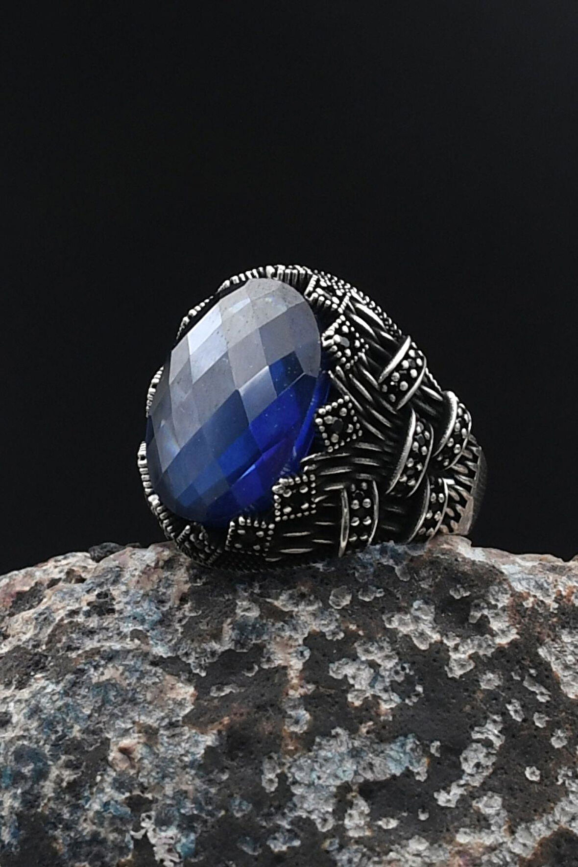 Lacivert Zirkon Taşlı Zirkon Taş Süslemeli Erkek Yüzüğü 925 Ayar Gümüş 901755