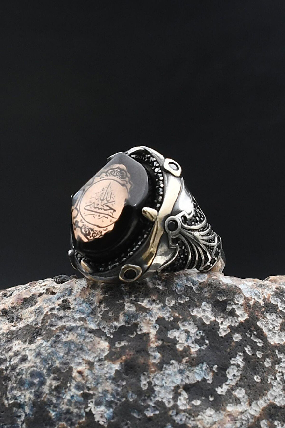 Hasbiyallah Yazılı Sıkma Kehribar Taşlı 925 Ayar Gümüş Yüzük 902006