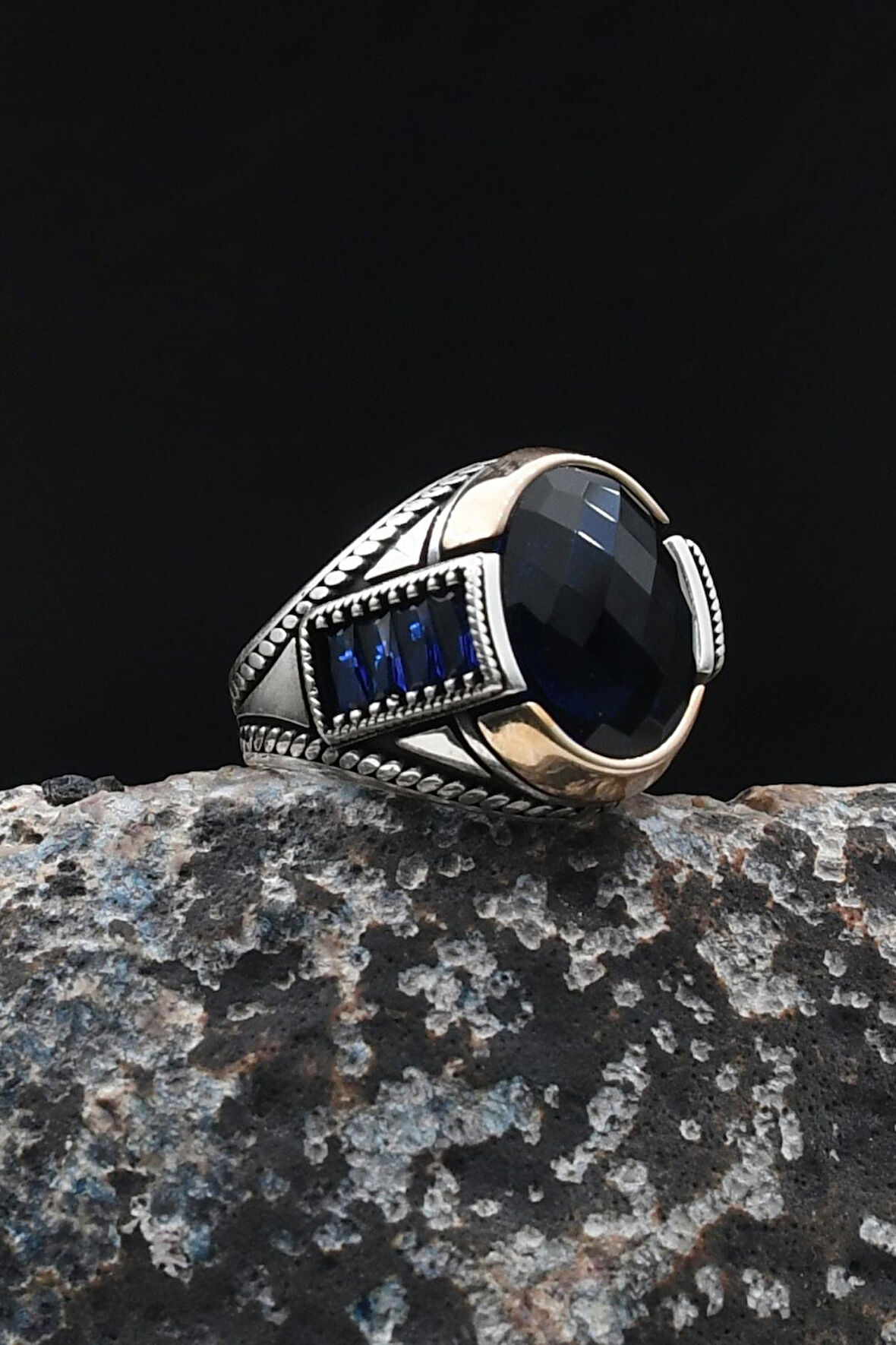 Lacivert Zirkon Taşlı Zirkon Taş Süslemeli 925 Ayar Gümüş Yüzük 902034