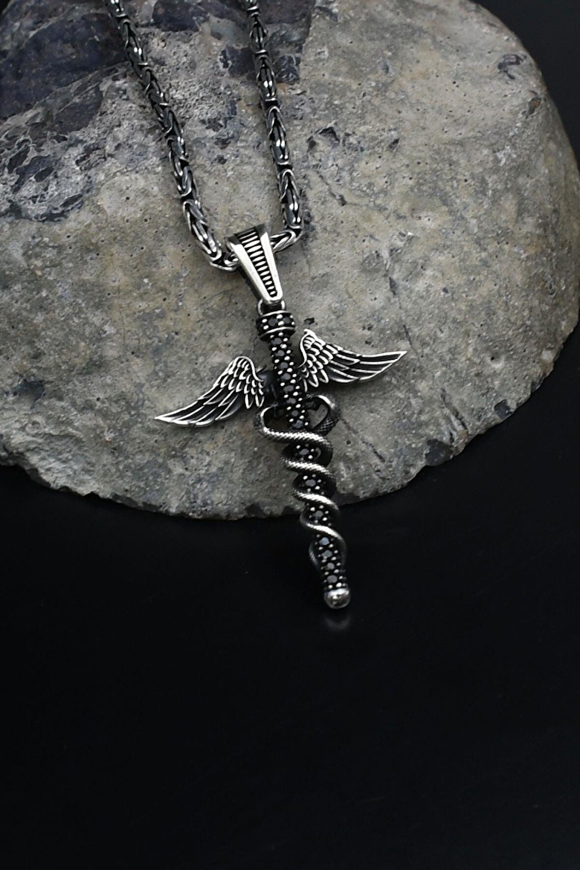 Kolye Kral Zincir 2Mm Kanat -Tıp Simgeli- Zirkon Taş Süslemeli 925 Ayar Gümüş 902050