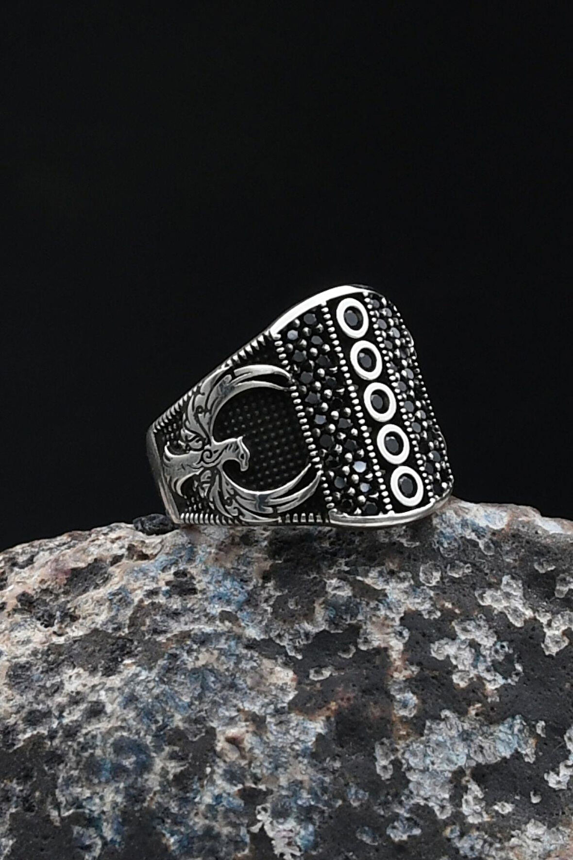 925 Ayar Gümüş Yüzük Anka Kuşu Figürlü Zirkon Taş Süslemeli 902052