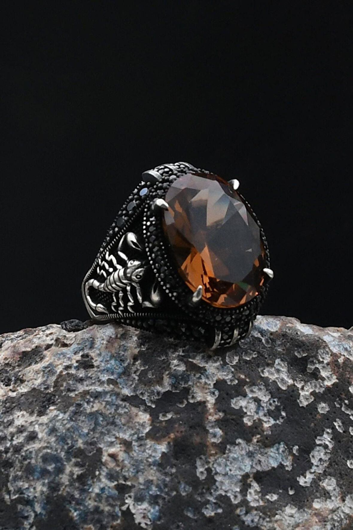 Akrep Figürlü Zultanit Taşlı Zirkon Taş Süslemeli 925 Ayar Gümüş Yüzük 902055