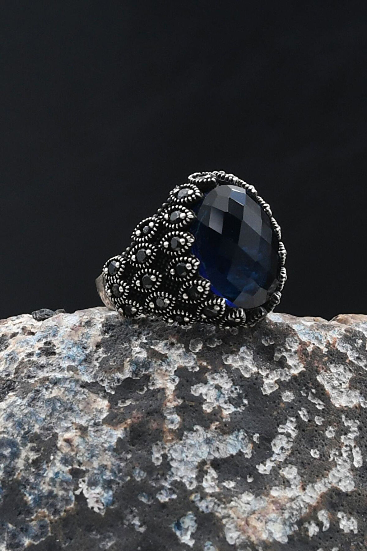 Lacivert Zirkon Taşlı 925 Ayar Gümüş Yüzük Zirkon Taş Süslemeli 902067