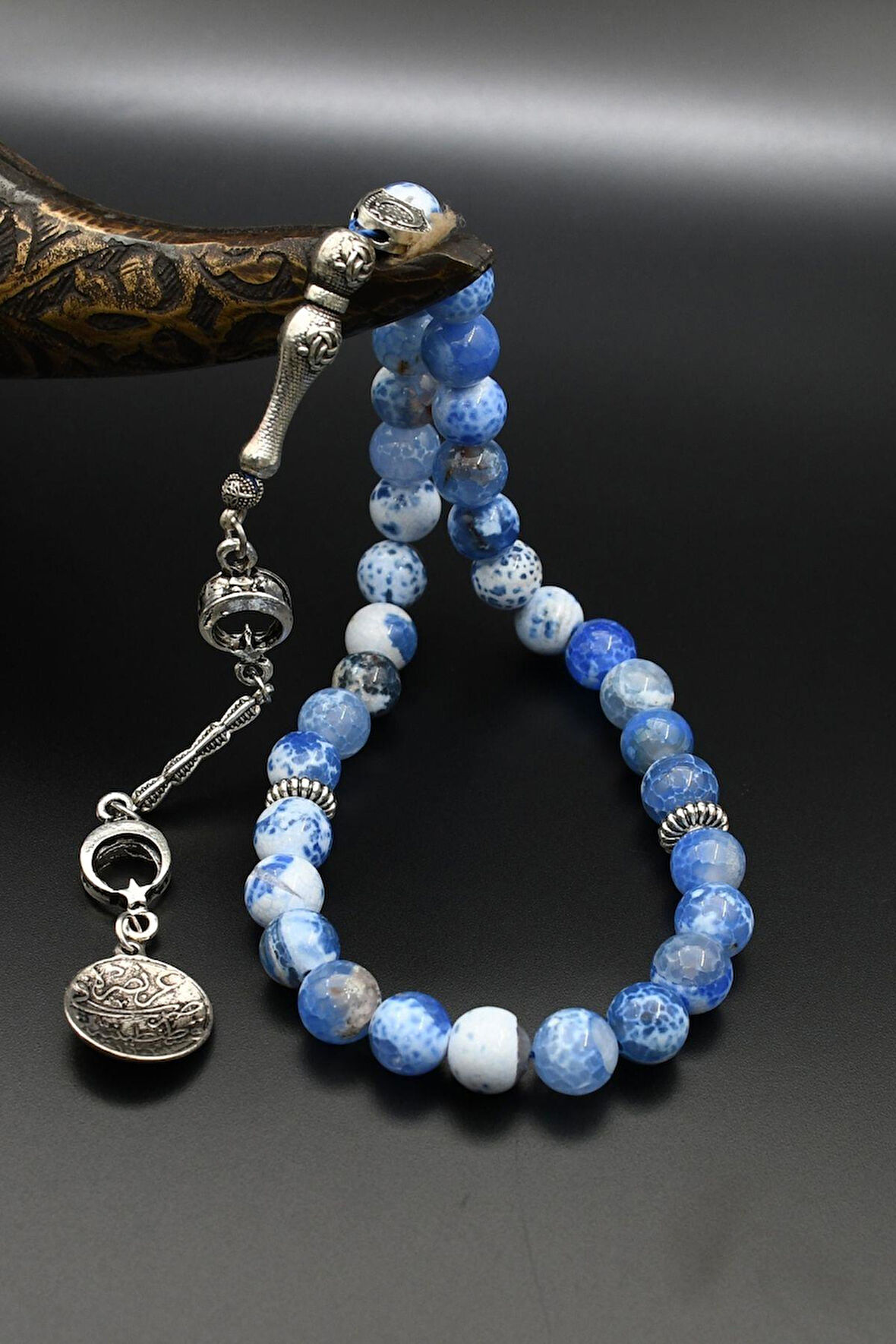 Doğal Damarlı Akik Taşlı 33'lük Tesbih Metal Püsküllü 10mm Küre Kesim 902240