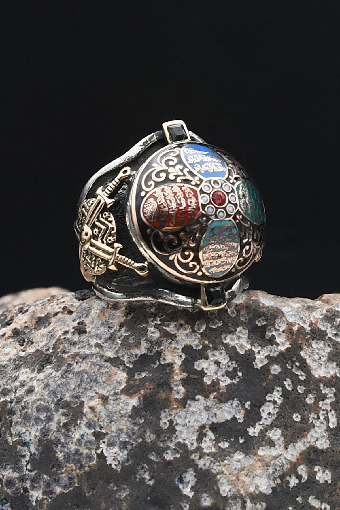 Özel Tasarım Nas Ve Felak Ve Ihlas Sureleri Mineli Kılıc Figürlü 925 Ayar Gümüş Erkek Yüzüğü 902323