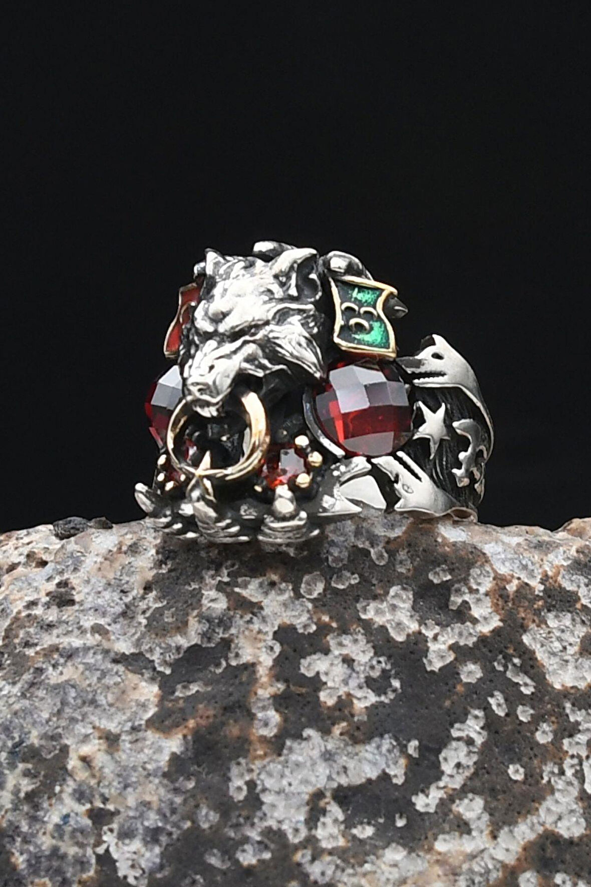 Ay Yıldızlı - Ay Yıldız ve Kurt Figürlü ve Kırmızı Zirkon Taşlı 925 Ayar Gümüş Erkek Yüzük 902327