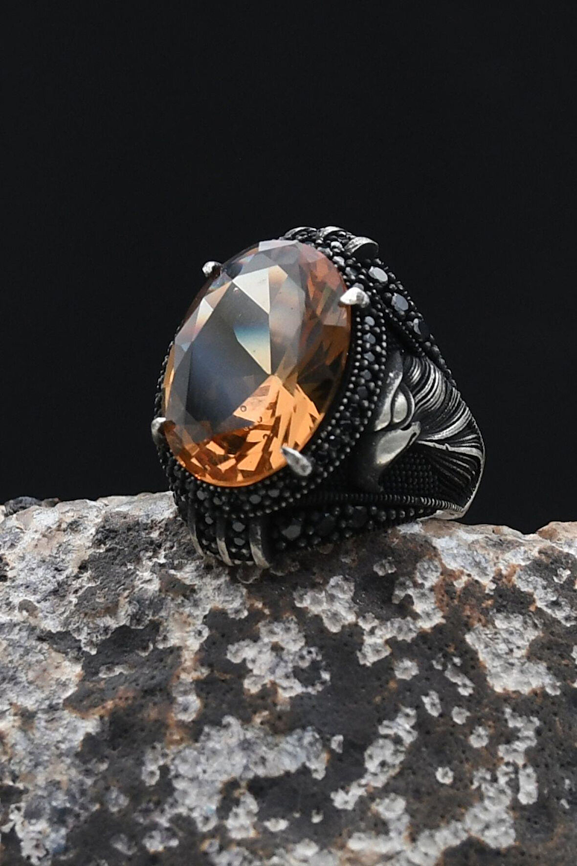 Zultanit Taşlı Kartal Figürlü 925 Ayar Gümüş Erkek Yüzük 902352