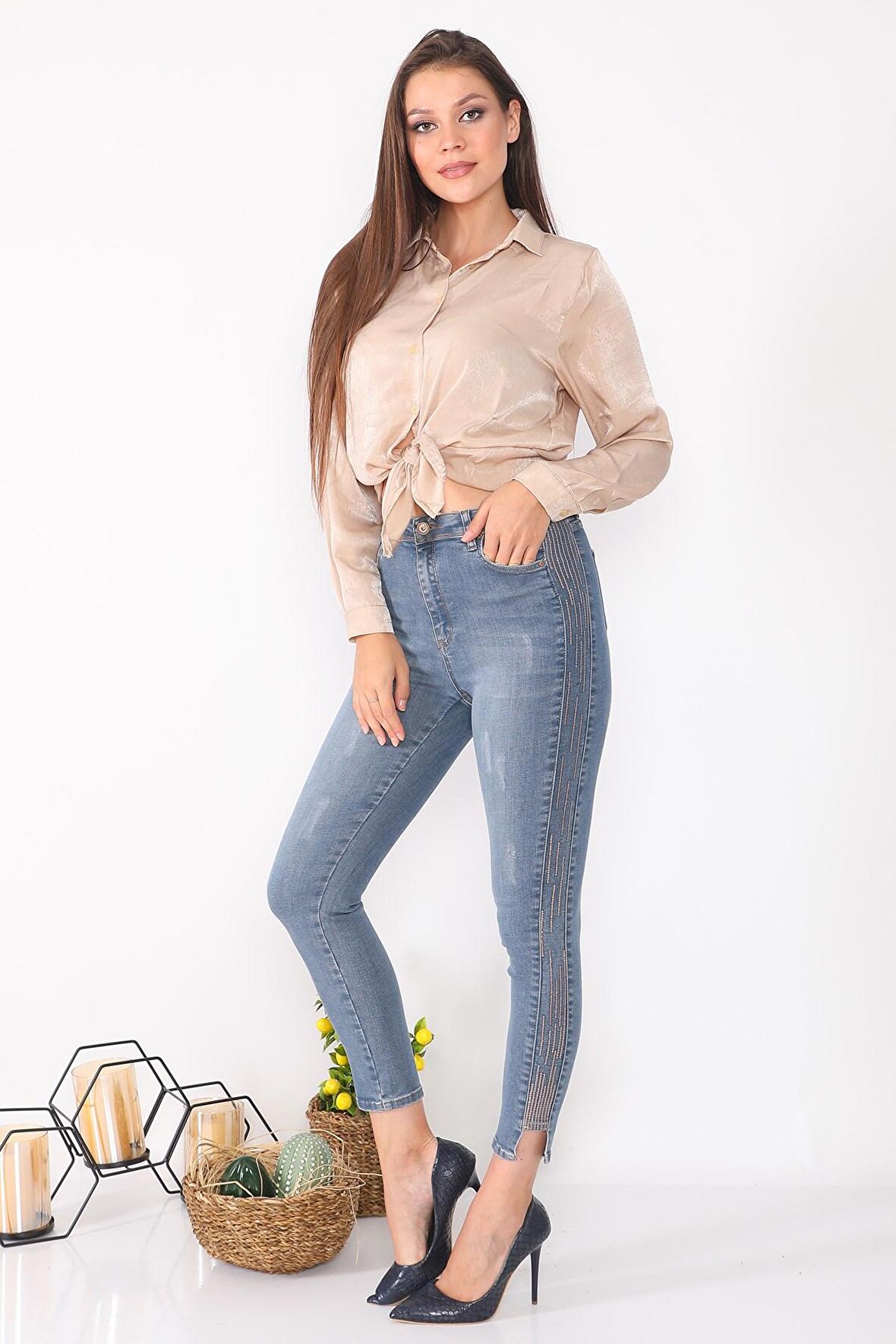 Kadın Yüksek Bel Likralı Yanları Akan Pullu Payetli Dar Kesim Slim Fit Kot Pantolon