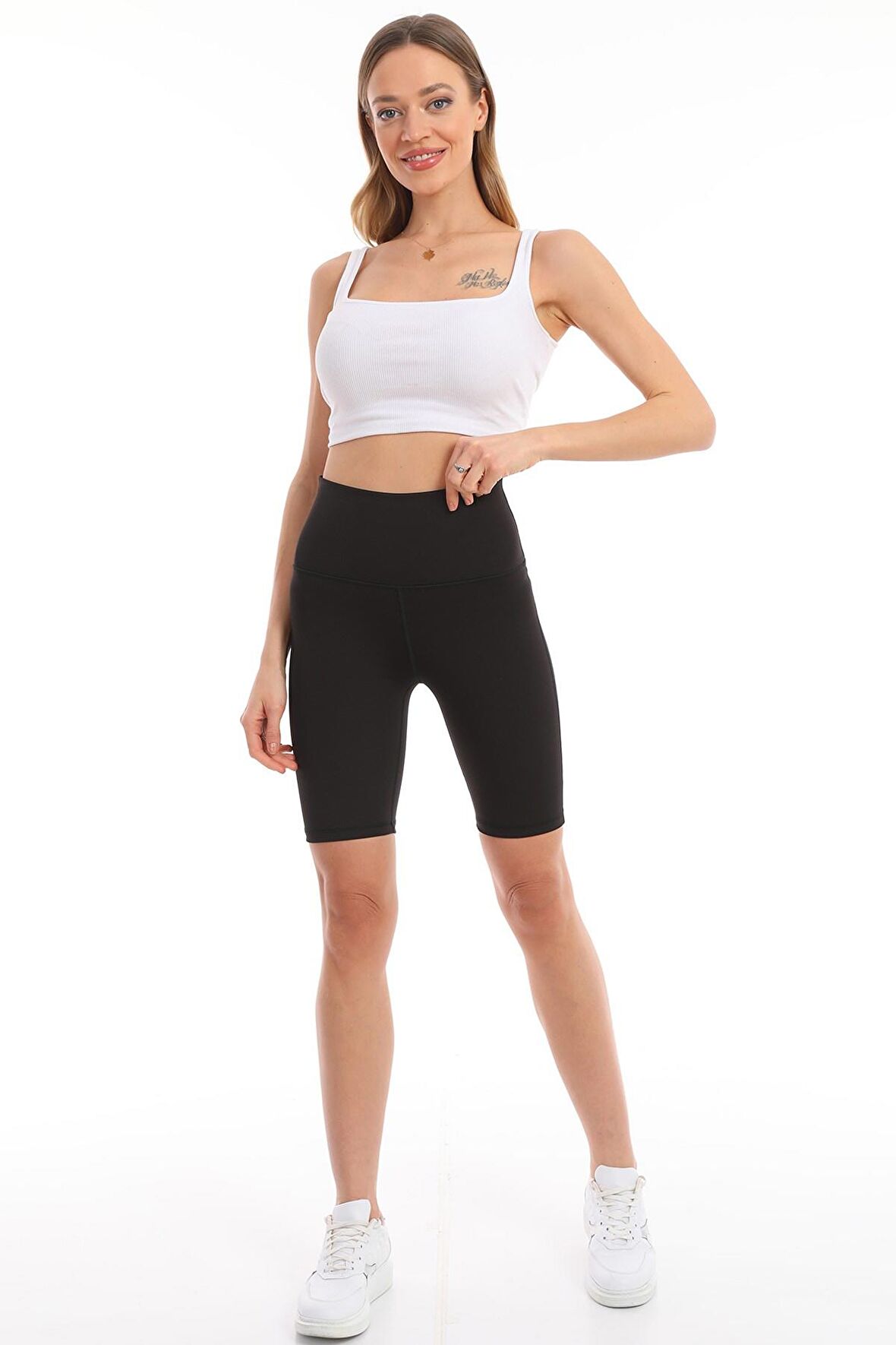 Kadın Yüksek Bel Dalgıç Kumaş Push Up Mat Toparlayıcı Esnek Biker Spor Kısa Şort Tayt