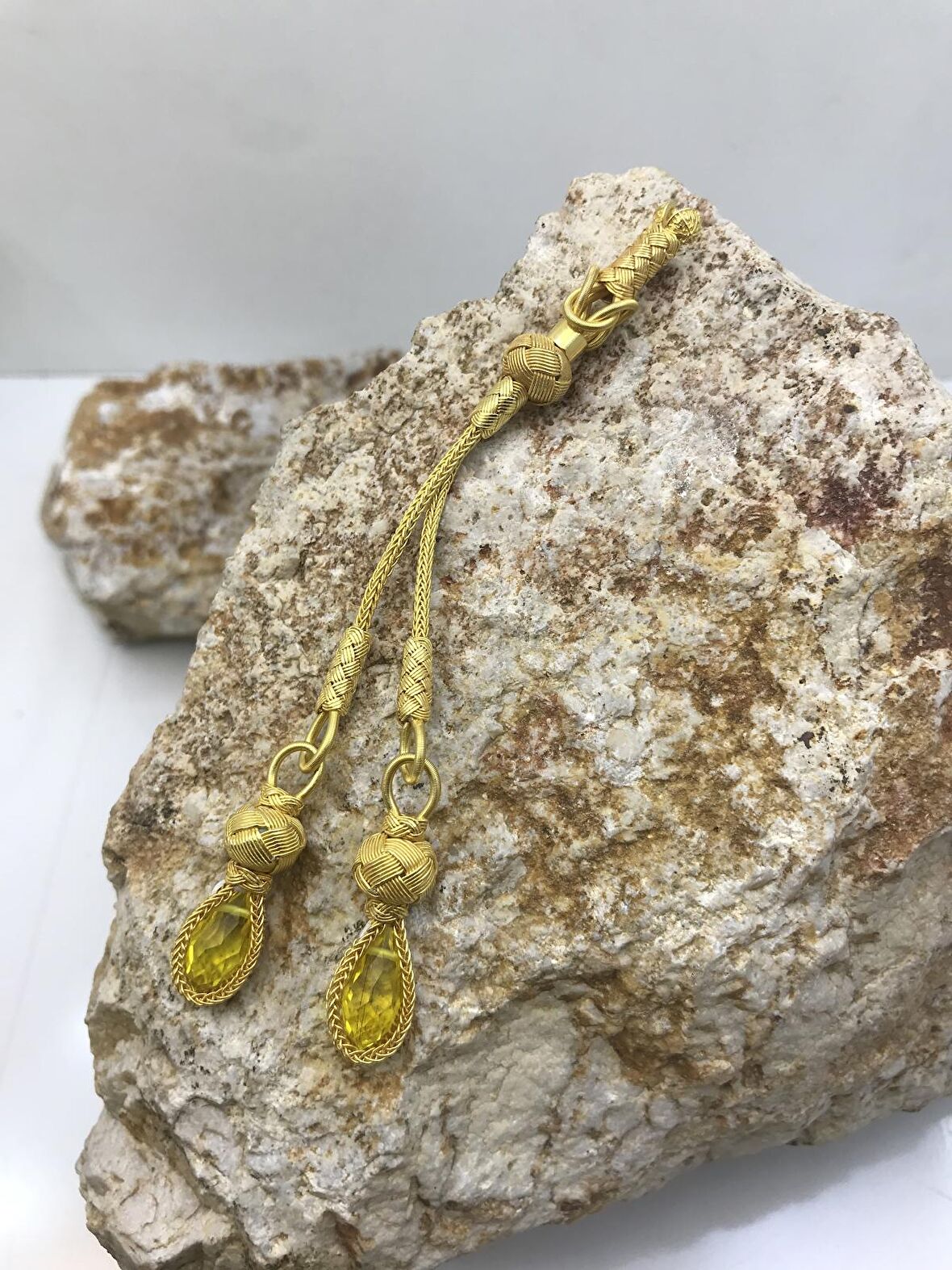 Gümüş Kazaziye Zirkon Kristal Taşlı İki Sallantılı Gümüş Tesbih Püskülü
