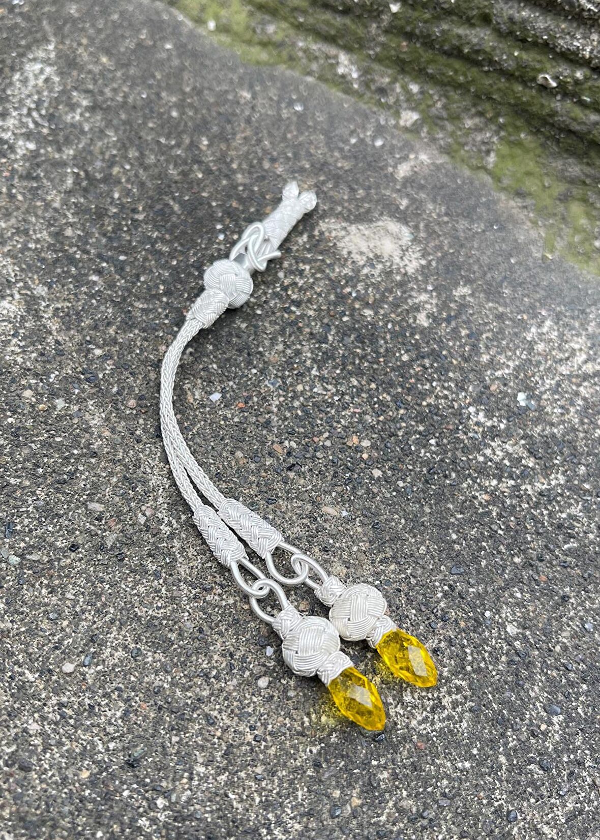 Sarı Kristal Taşlı İkili Püskül