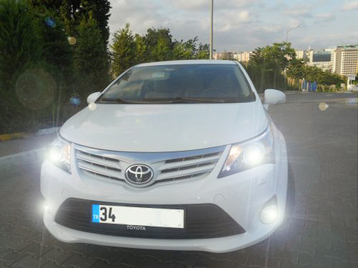 Toyota Avensis (2009-2015) Araçlar için Led Xenon Kısa Far Aydınlatma Ampulu FEMEX Premio Plus H11