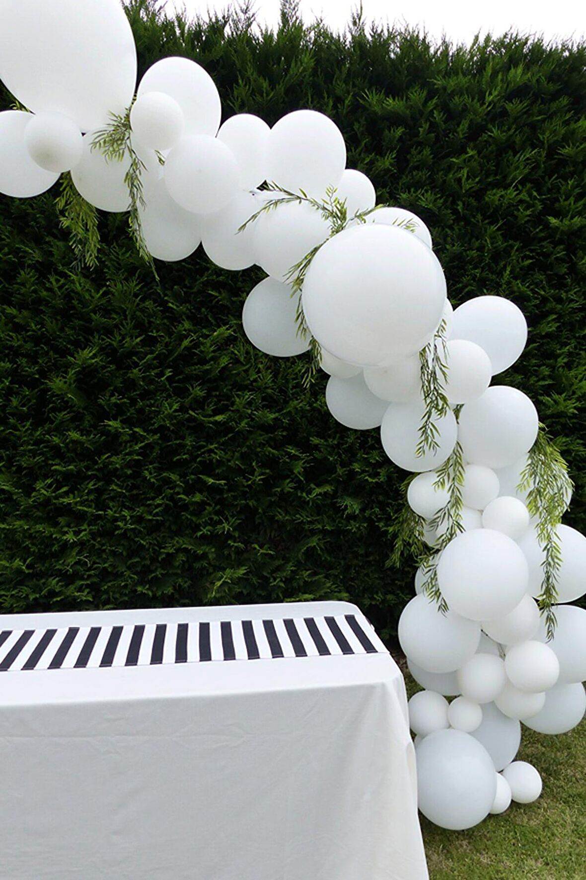 Beyaz Pastel Zincir Balon Seti 100 adet + 5 mt balon zinciri