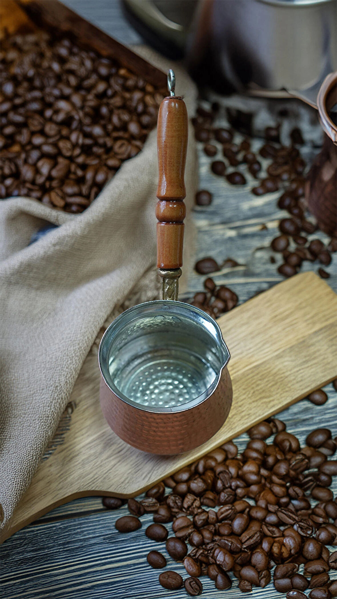 Börte Store Osmanlı Motifli, Ahşap Saplı, Bakır Kahve Cezvesi 4 Kişilik