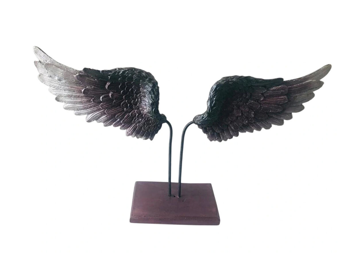 Zarif Bir Dokunuş: Melek Kanadı Dekoratif Obje