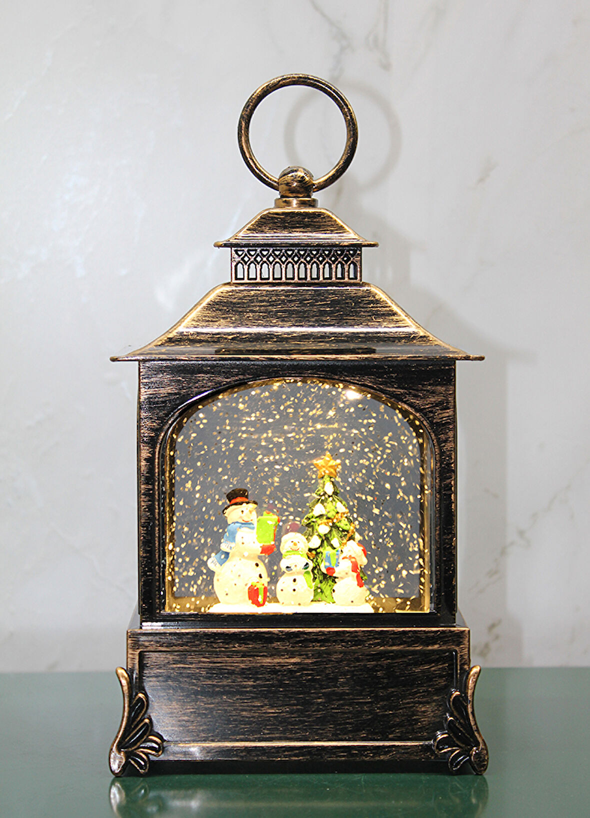 Yılbaşı Temalı Işıklı Müzikli Kar Küresi Model 3