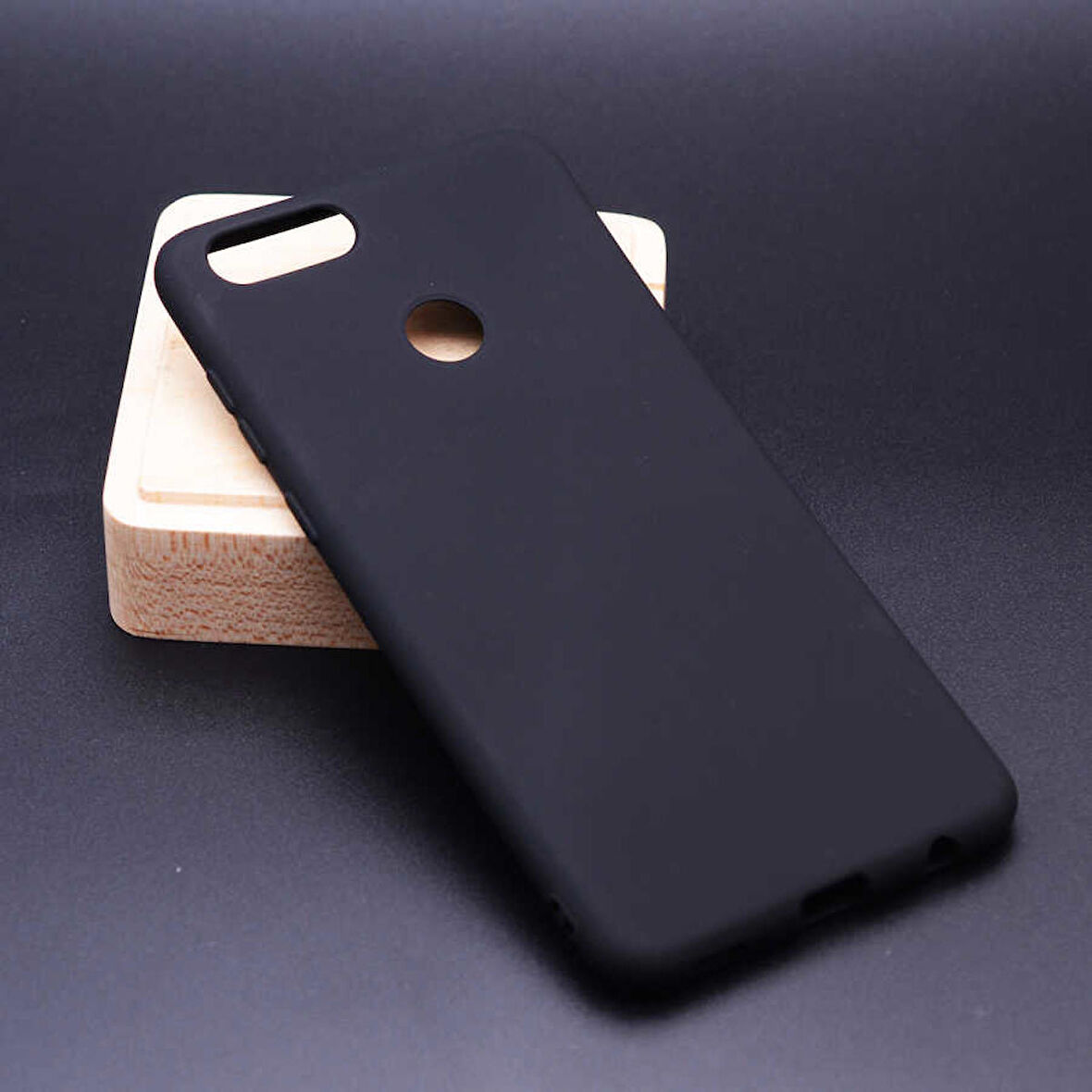 Huawei Honor 7X Uyumlu Kılıf Soft Flexible Matte Silicone, Ultra Esnek Ultra ince Ultra Koruyucu Pürüzsüz Mat Silikon