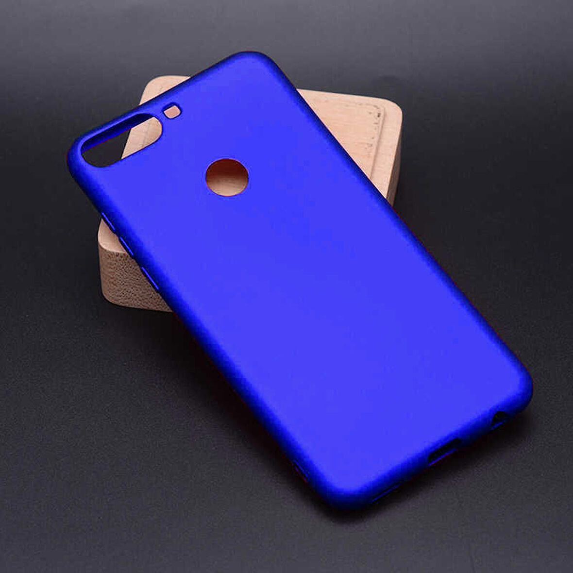 Huawei Y7 2018 Uyumlu Kılıf Soft Flexible Matte Silicone, Ultra Esnek Ultra ince Ultra Koruyucu Pürüzsüz Mat Silikon