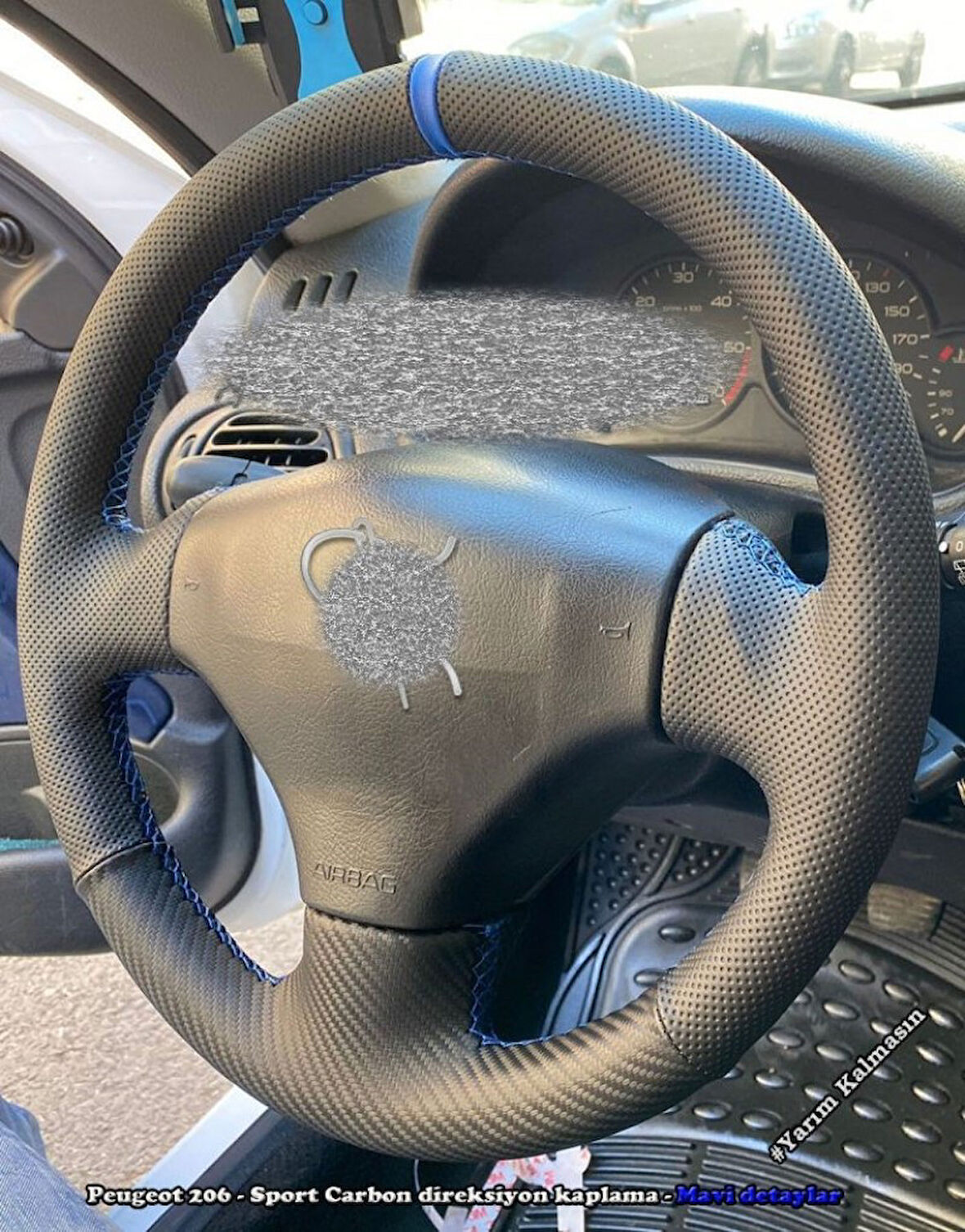 Peugeot 206 Araca Özel Direksiyon Kılıfı (Noktalı Karbon Yüzüklü)