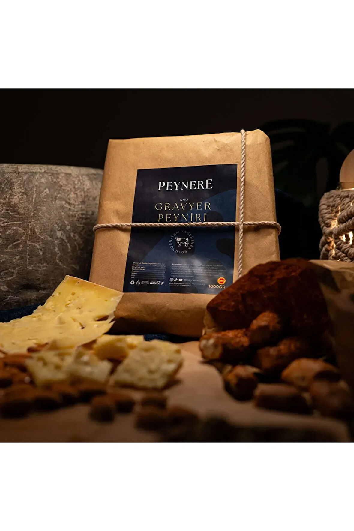 Peynere Kars Özel Gravyer Peyniri