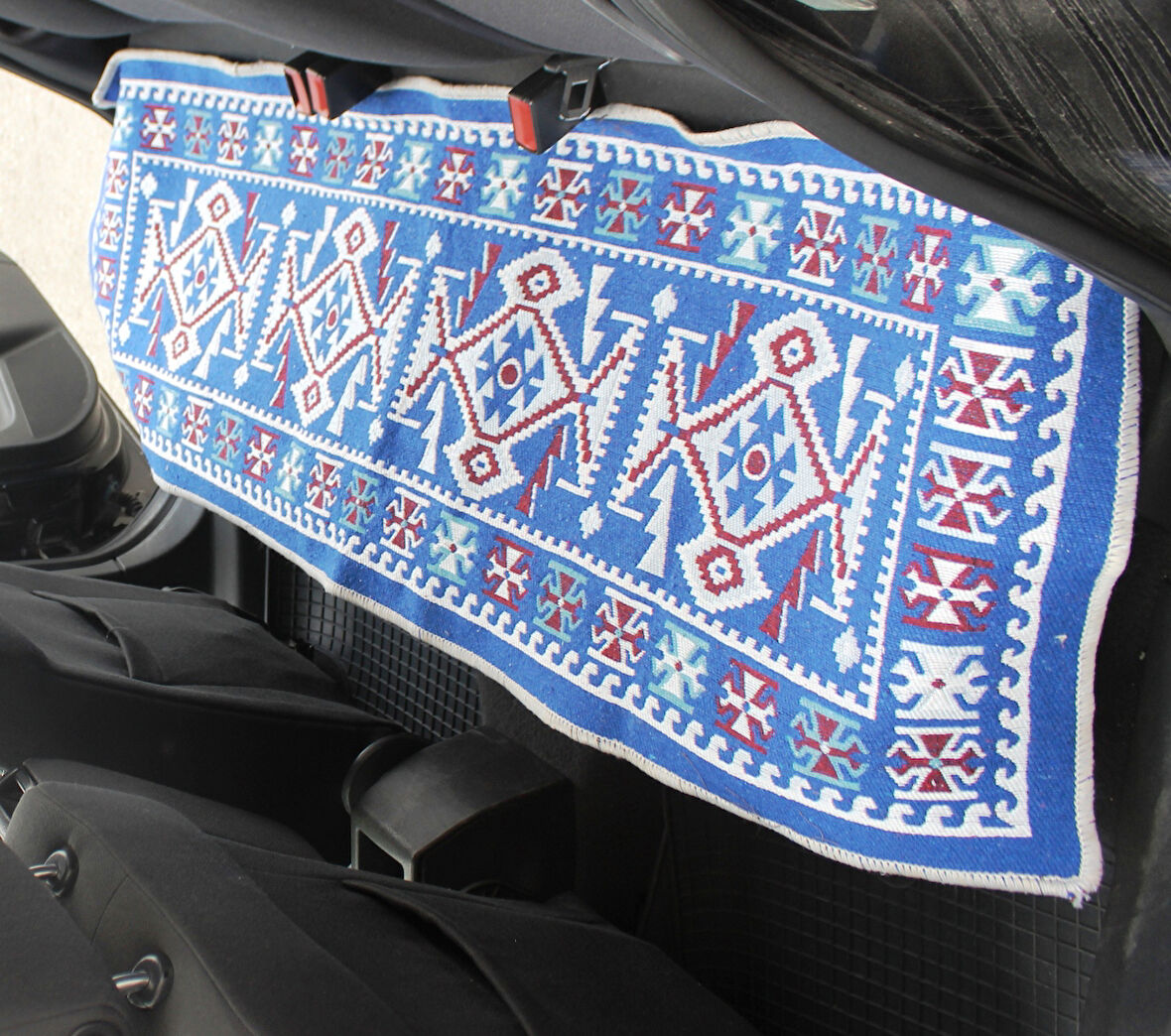 Pratik Oto Koltuk Kilim Seti • 3 Parça • Makine Dokuma • Akrilik & Polyester • Saçaklı