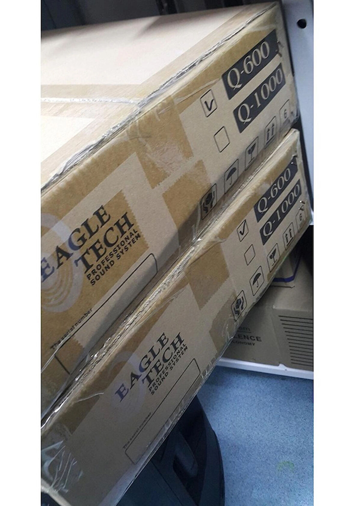 Eagletech Q-600 Power Amfi 2x300 Watt-Güç Amplifikatörü