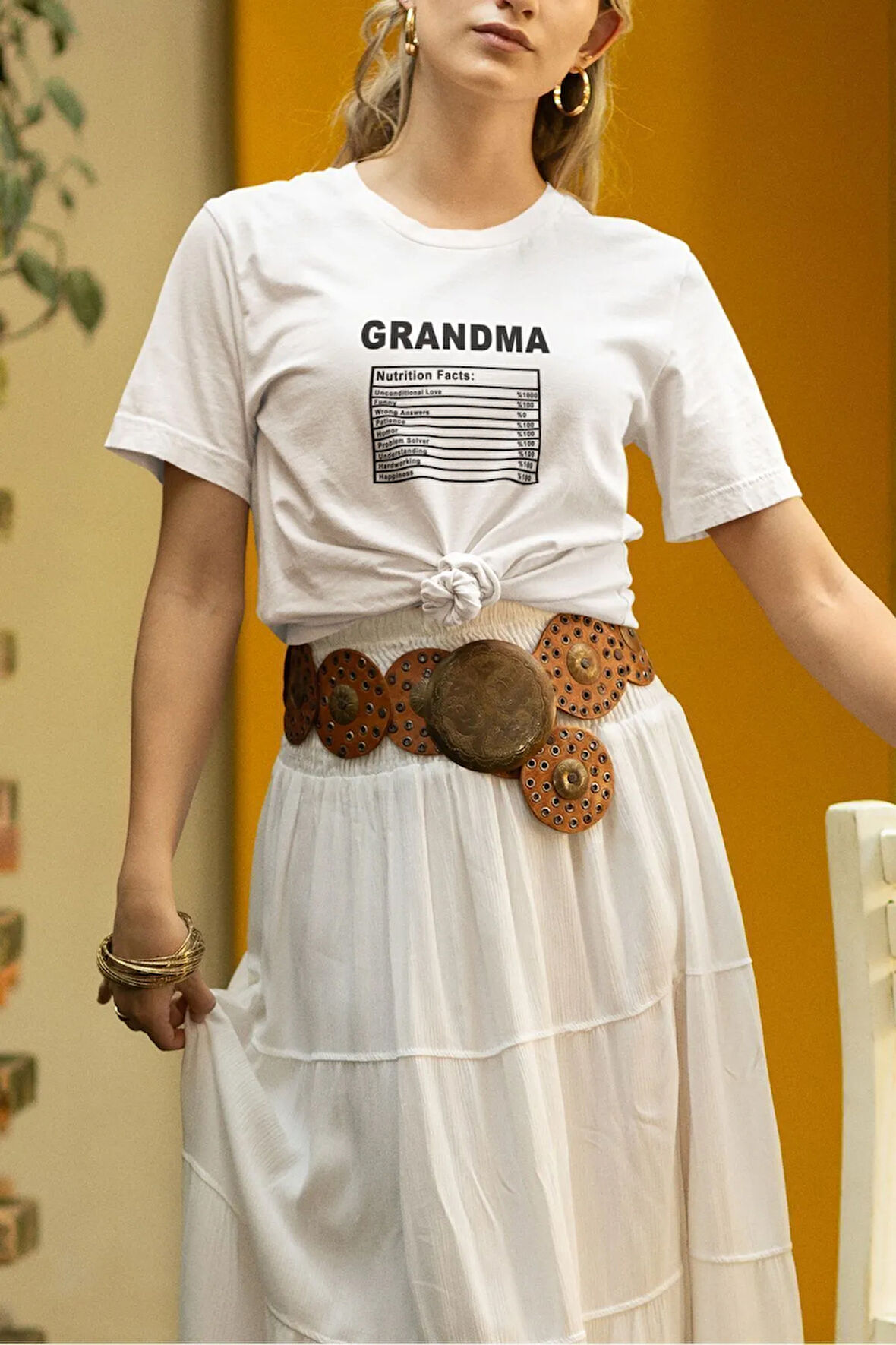 Grandma Nutrition Facts Büyükanne Anneler Günü Baskılı Eğlenceli Hediyelik Beyaz Unisex T-Shirt