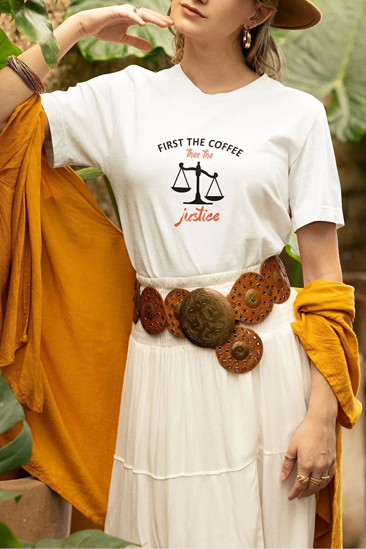 First The Coffee Then The Justice Baskılı-Avukat-Hakim-Savcı Eğlenceli Beyaz Unisex T-Shirt