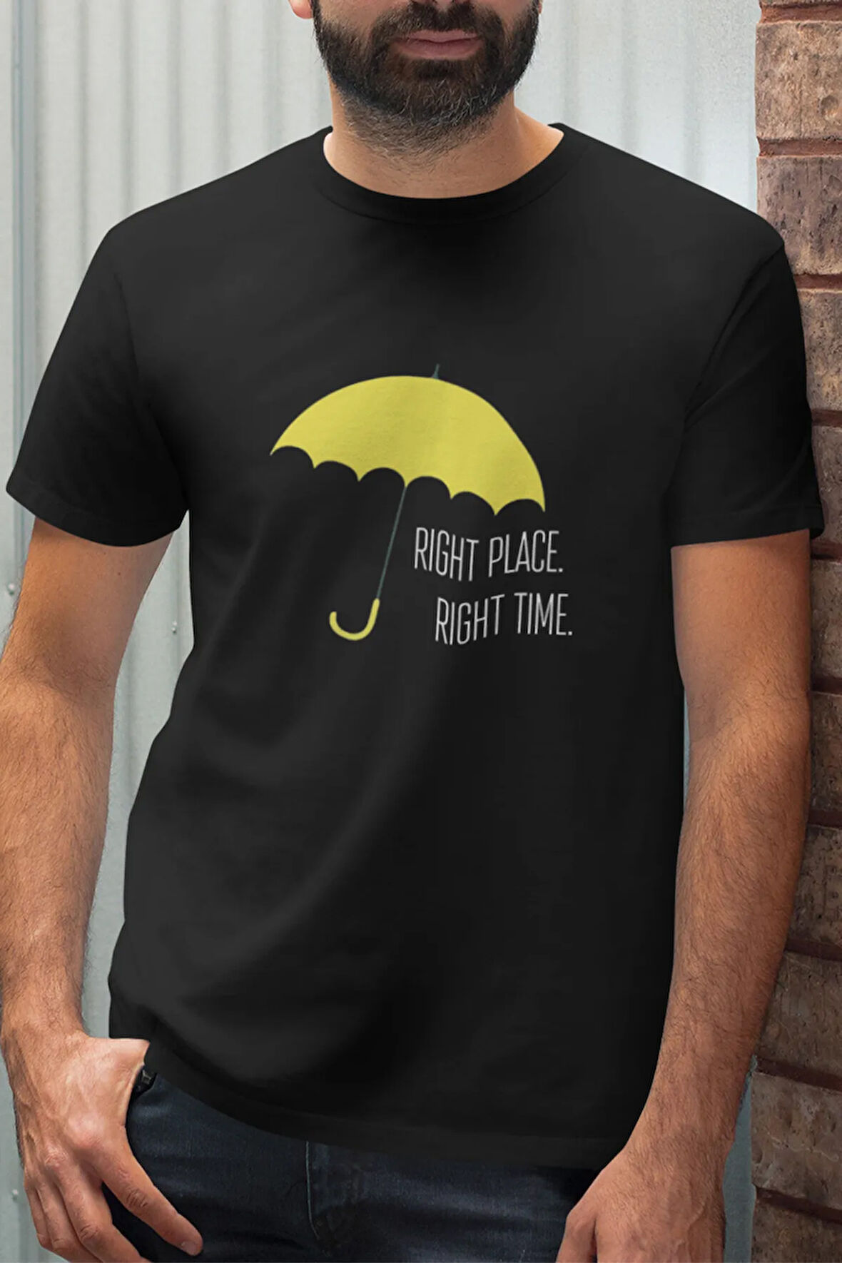 Right Place Right Time Sarı Şemsiye Baskılı How I Met Your Mother Hediyelik Renkli Unisex T-Shirt