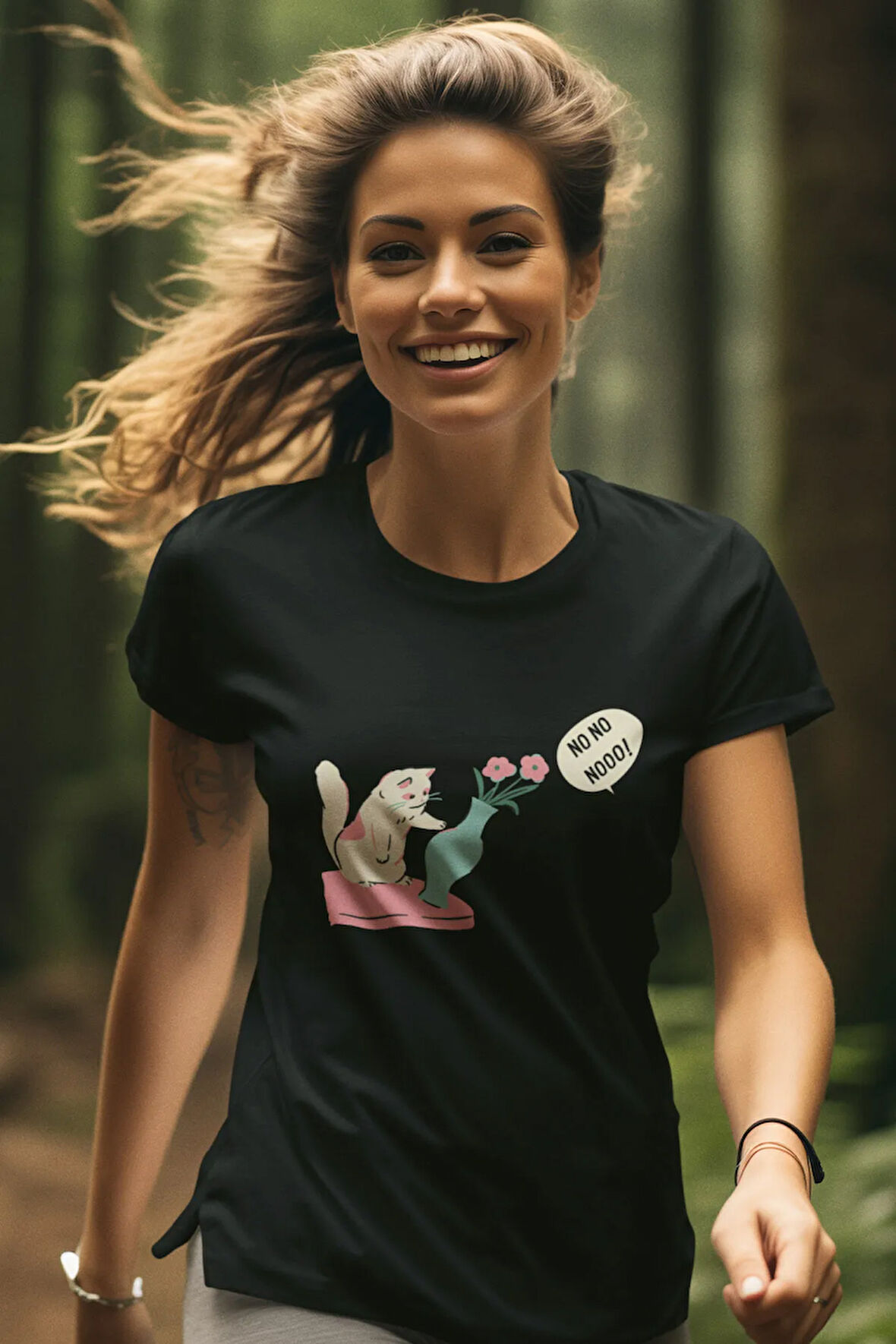 Oh No No! Yaramaz Kedi Baskılı Eğlenceli Kadın T-shirt