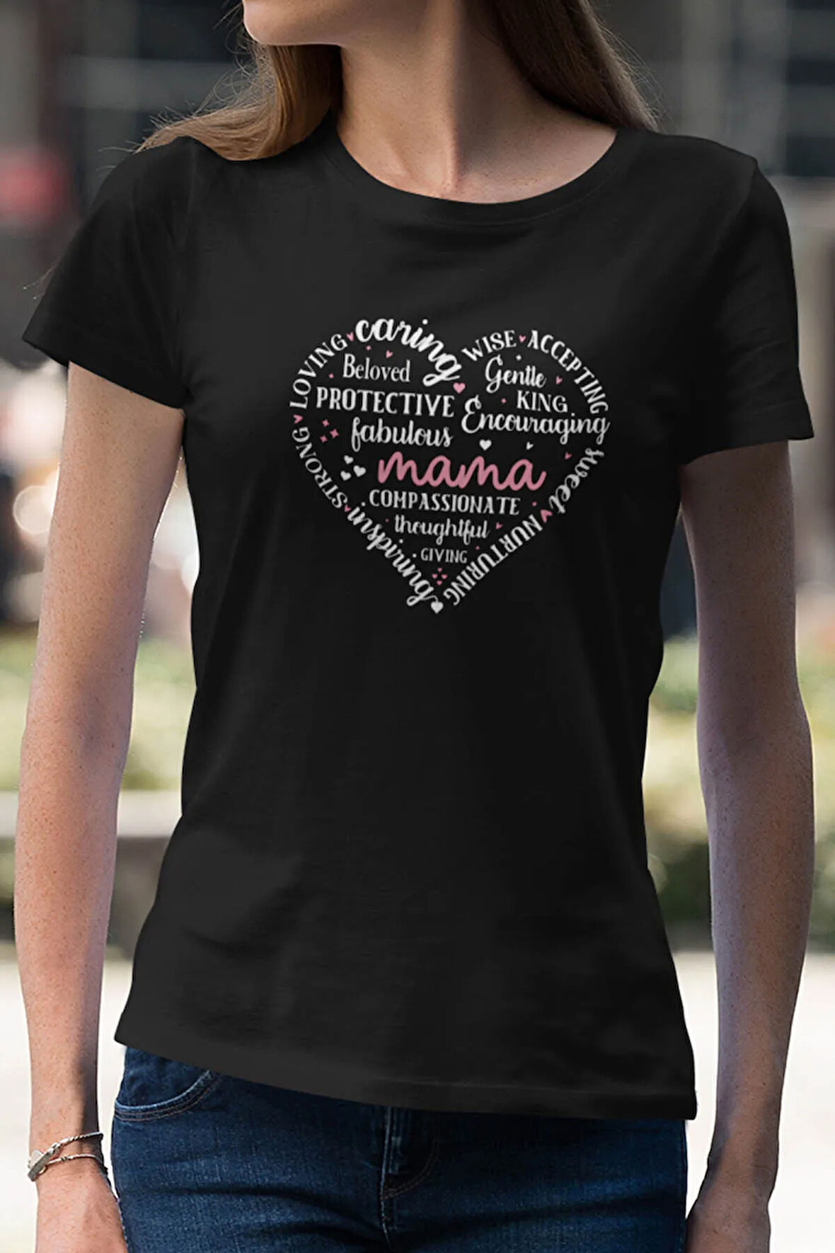 Mama Şekilli Yazılı Kalp Baskılı Anneler Günü Hediyelik Siyah %100 Pamuklu T Shirt
